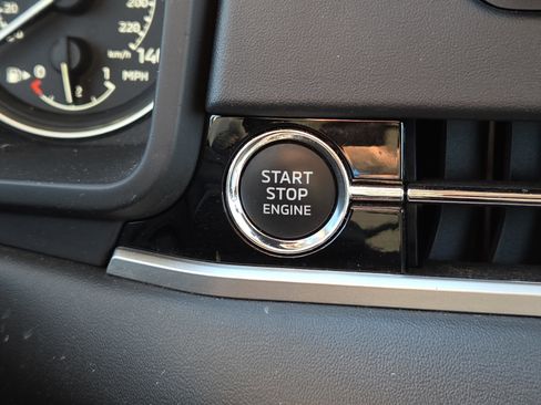 Used 2022 Mitsubishi Outlander ES image 27