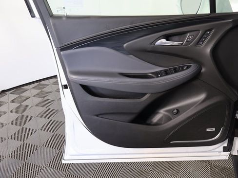 Used 2020 Buick Envision Premium w/ Driver Confidence Package image 12