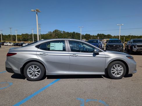 New 2026 Toyota Camry LE FWD image 6
