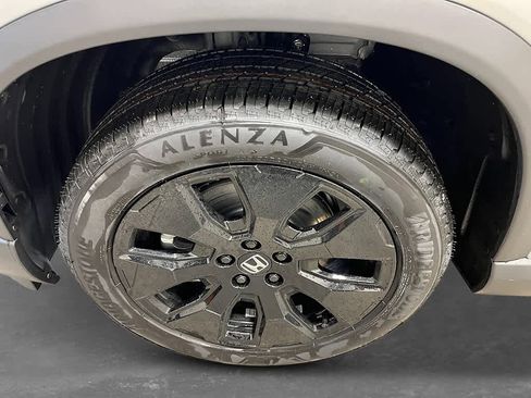 New 2026 Honda Pilot Black Edition image 11