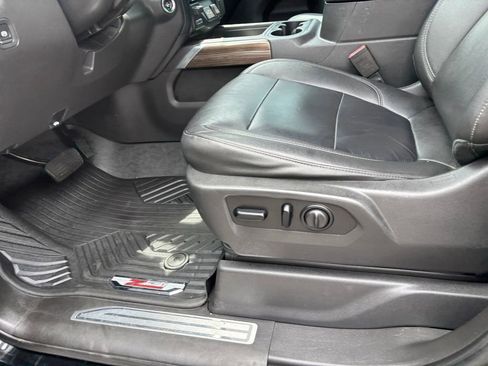 Used 2021 Chevrolet Silverado 1500 LT Trail Boss w/ Convenience Package II AWD/4WD image 22