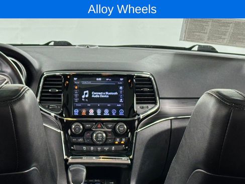 Used 2019 Jeep Grand Cherokee Limited w/ Luxury Group II AWD/4WD image 17