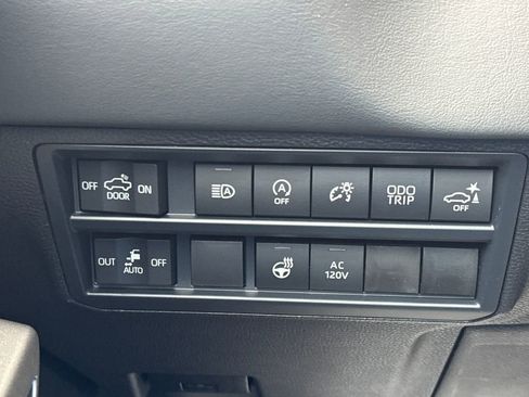 New 2026 Toyota Tundra Platinum AWD/4WD image 25