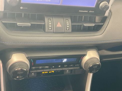 Used 2022 Toyota RAV4 XSE w/ XSE Grade Weather Package AWD/4WD image 19