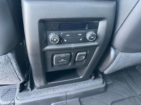 Used 2023 Chevrolet Traverse High Country w/ LPO, Floor Liner Package AWD/4WD image 8