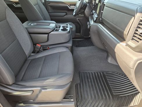 Used 2024 Chevrolet Silverado 1500 LT AWD/4WD image 14