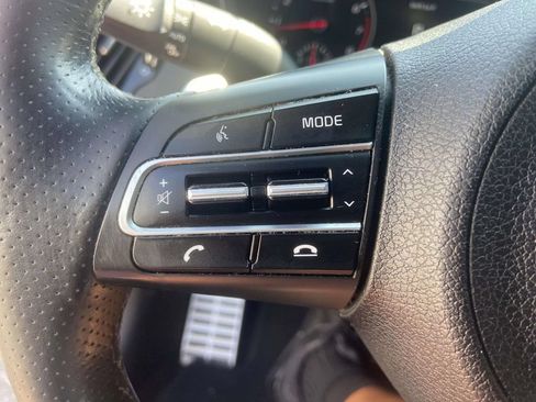 Used 2018 Kia Stinger GT2 AWD/4WD image 34