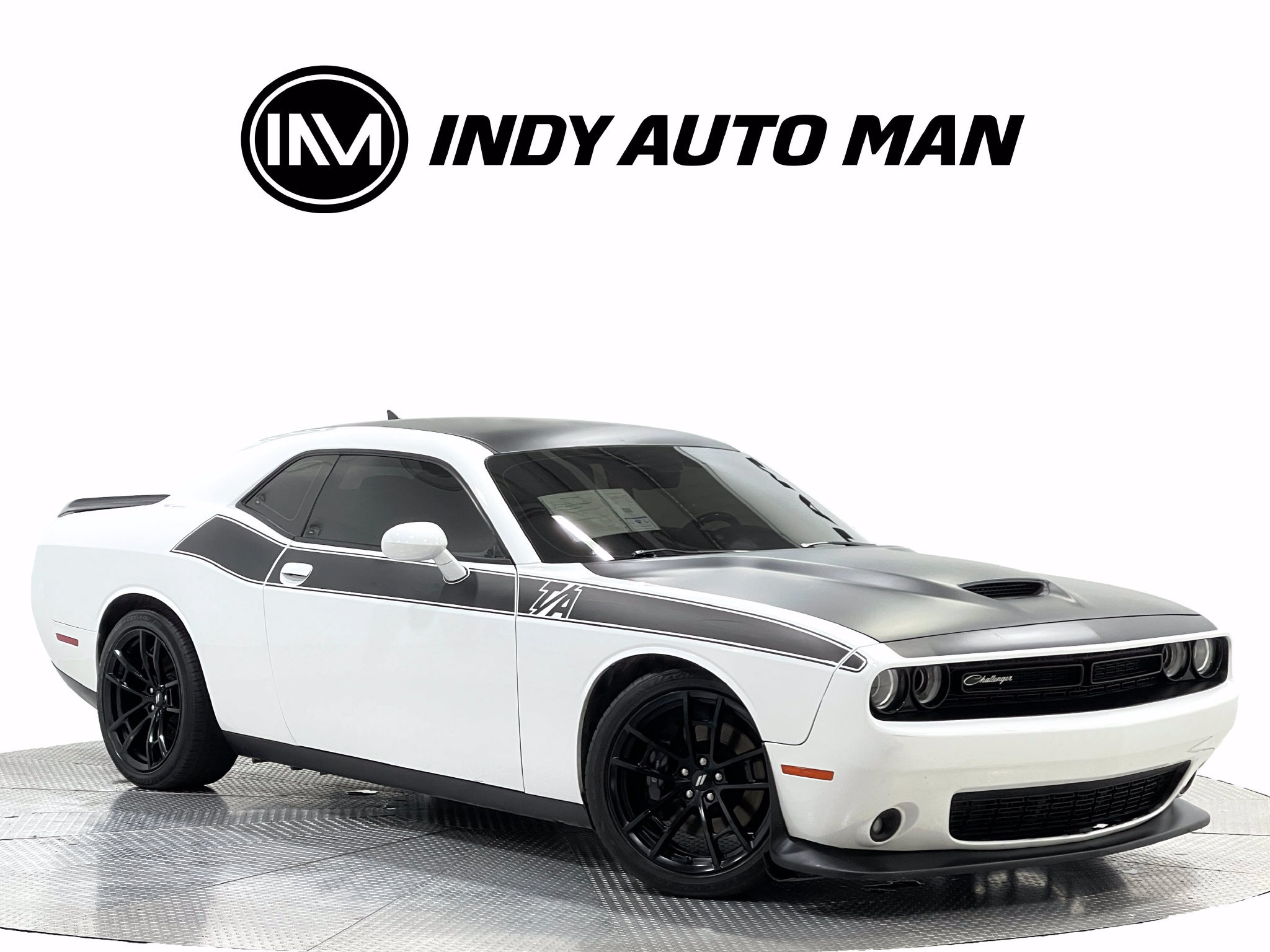 Used 2021 Dodge Challenger R/T Scat Pack w/ T/A Package RWD image 2