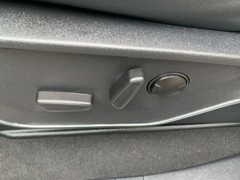 Used 2024 Ford F350 Lariat w/ Black Appearance Package image 23