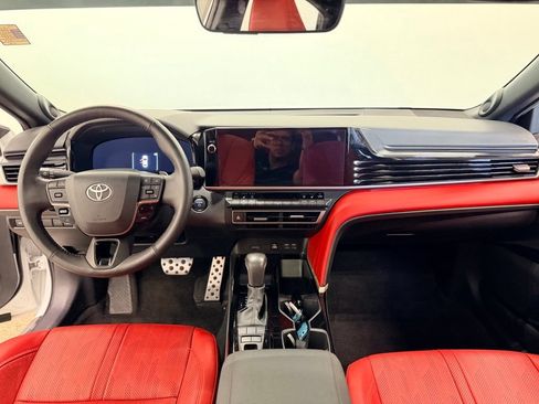 Used 2025 Toyota Camry XSE w/ Premium Package AWD/4WD image 13