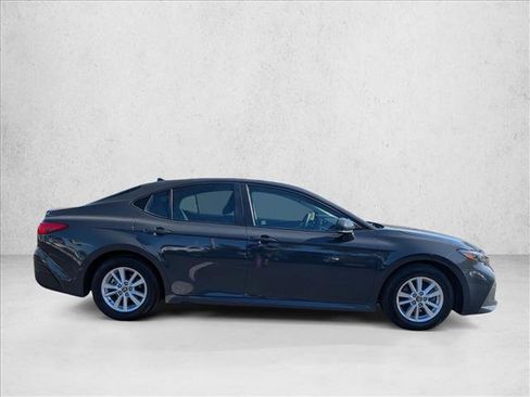 Used 2025 Toyota Camry LE FWD image 4