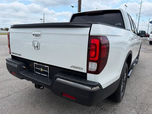 Used 2019 Honda Ridgeline Sport image 11