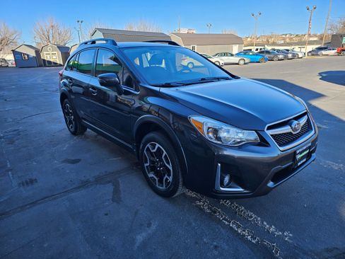 Used 2016 Subaru Crosstrek 2.0i Limited image 4