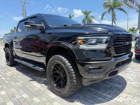 Used 2022 RAM 1500 Laramie AWD/4WD image 1