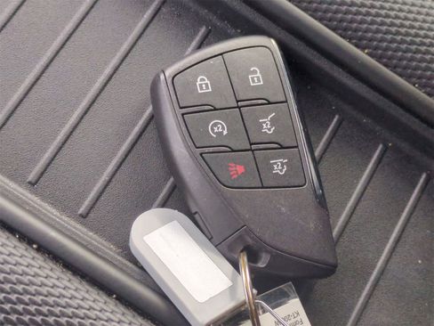 Used 2023 Chevrolet Suburban RST image 34