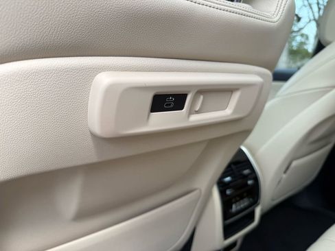 Used 2021 BMW X5 sDrive40i w/ Premium Package image 35