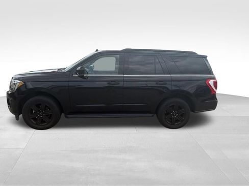 Used 2020 Ford Expedition XLT w/ Black Accent Package AWD/4WD image 8