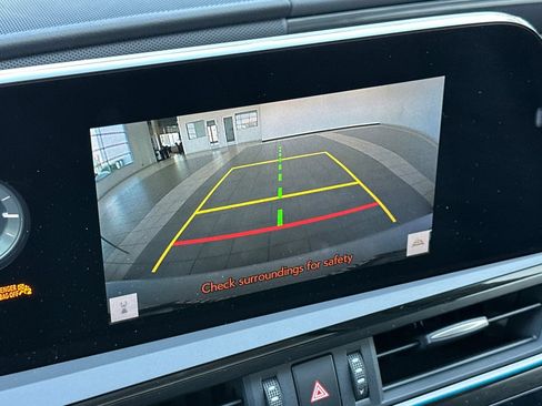 Used 2024 Lexus ES 350 FWD image 18