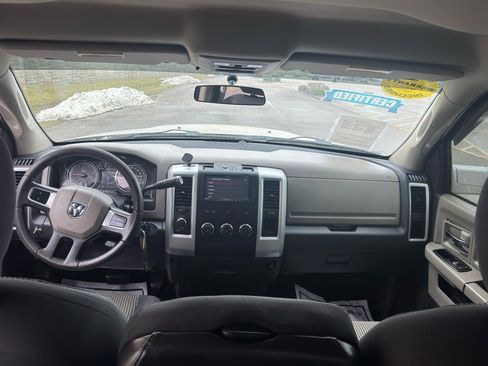 Used 2010 Dodge Ram 2500 Truck SLT AWD/4WD image 12