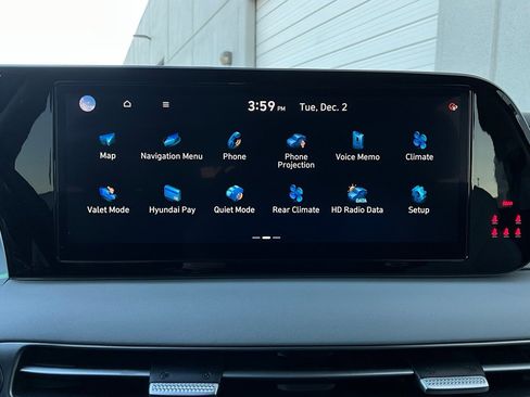 Used 2024 Hyundai Palisade SEL image 32