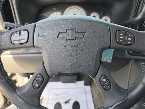 Used 2004 Chevrolet Silverado 1500 SS AWD/4WD image 25