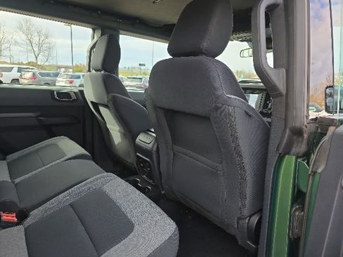 Used 2022 Ford Bronco 4-Door AWD/4WD image 12