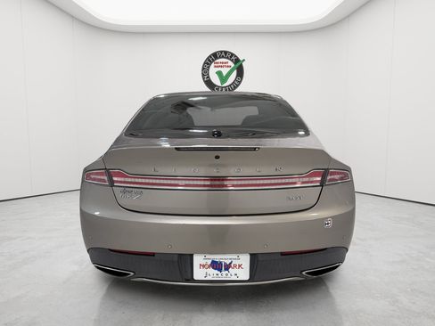 Used 2019 Lincoln MKZ Reserve w/ Reserve Plus Package FWD image 4