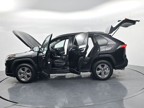 Used 2024 Toyota RAV4 XLE image 65