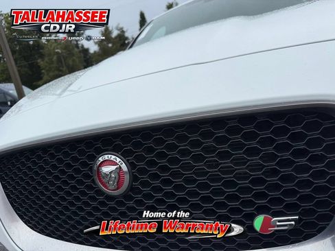 Used 2020 Jaguar F-PACE S AWD/4WD image 14