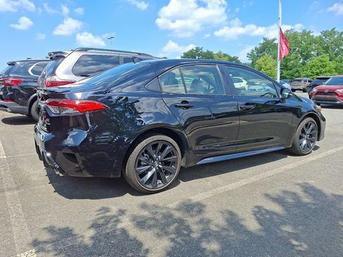 Used 2026 Toyota Corolla SE FWD image 4