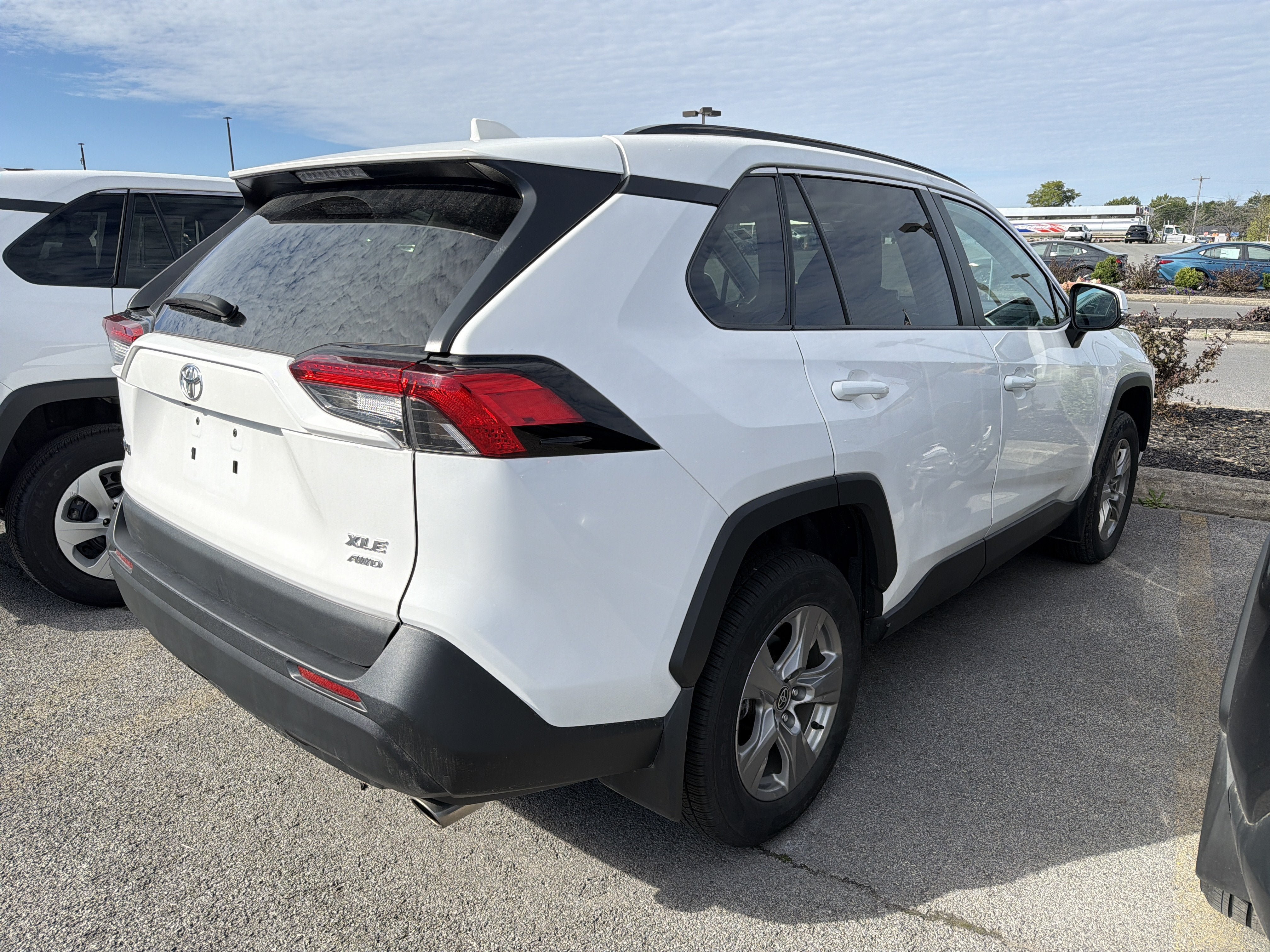 Used 2023 Toyota RAV4 XLE w/ Convenience Package AWD/4WD image 7