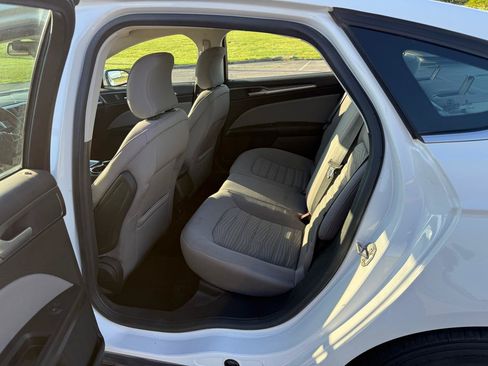 Used 2016 Ford Fusion S FWD image 13