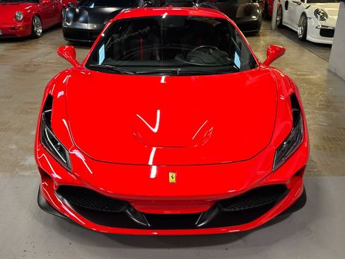 Used 2020 Ferrari F8 Tributo RWD image 3