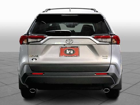 New 2025 Toyota RAV4 XLE image 4