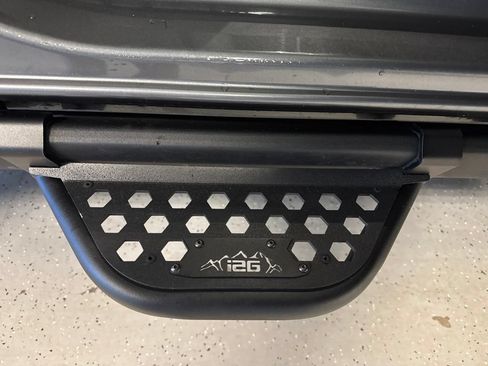 Used 2023 Ford Bronco Black Diamond w/ Sasquatch Package AWD/4WD image 30
