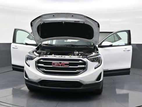 Used 2020 GMC Terrain SLT w/ Preferred Package FWD image 33