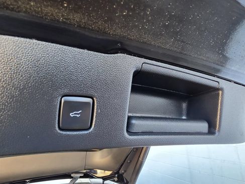 Used 2023 Ford Escape Active w/ Tech Pack #2 AWD/4WD image 11