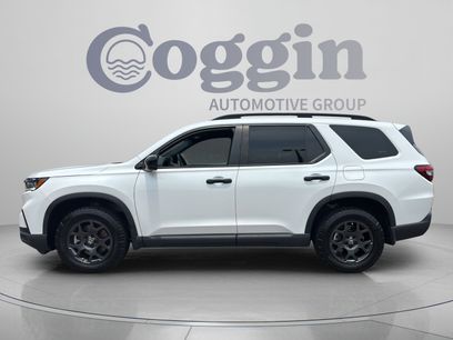 Certified 2025 Honda Pilot TrailSport