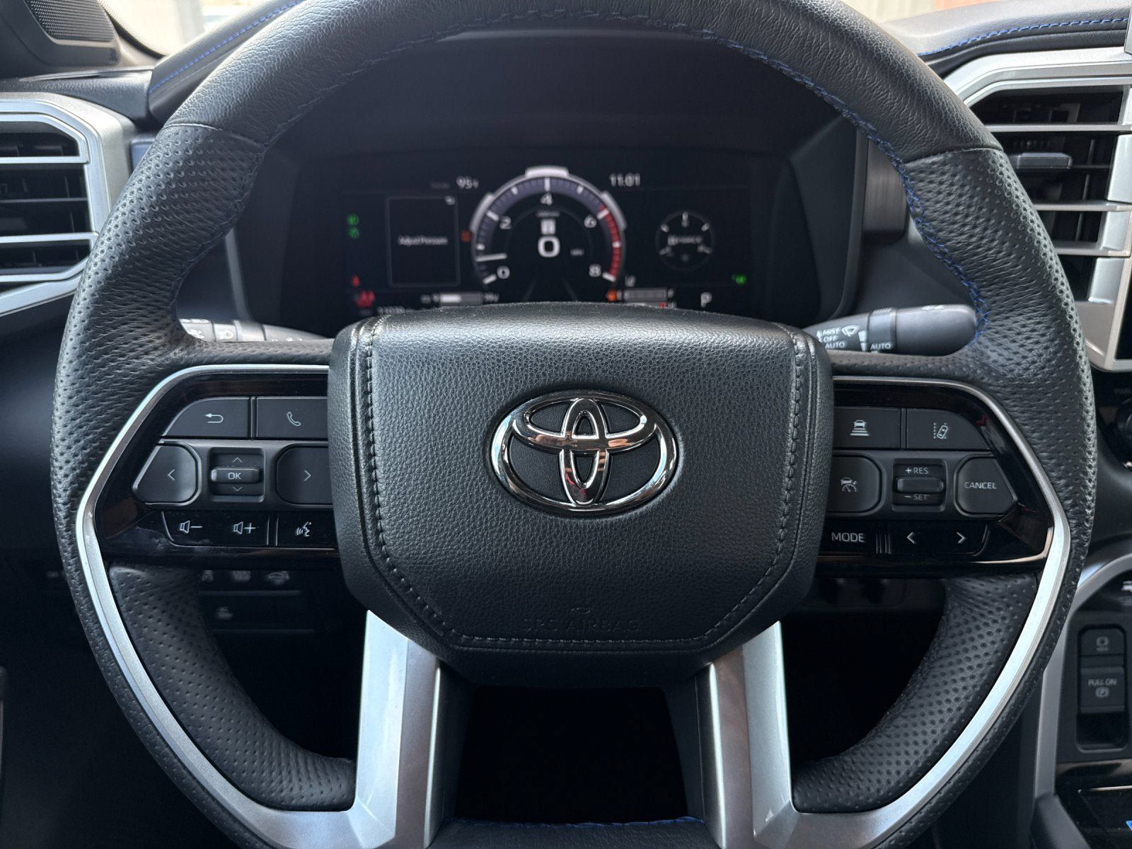 New 2025 Toyota Tundra Platinum AWD/4WD image 24