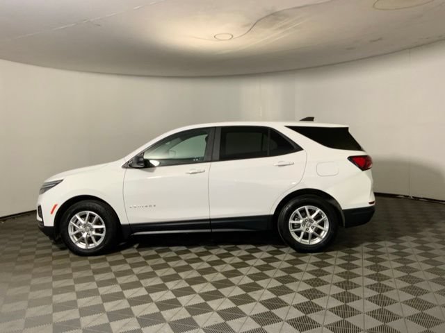 Used 2023 Chevrolet Equinox LS w/ LS Convenience Package AWD/4WD image 8