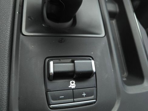 Used 2025 GMC Sierra 1500 AT4 w/ Technology Package image 30