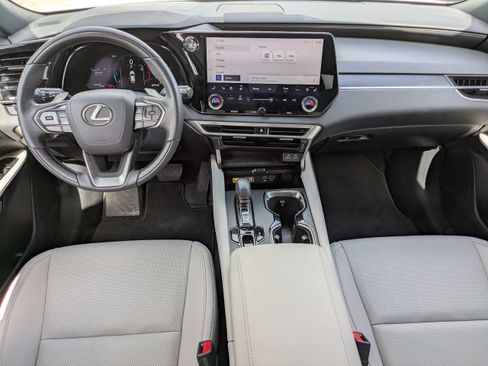 Used 2025 Lexus RX 350 Premium FWD image 16