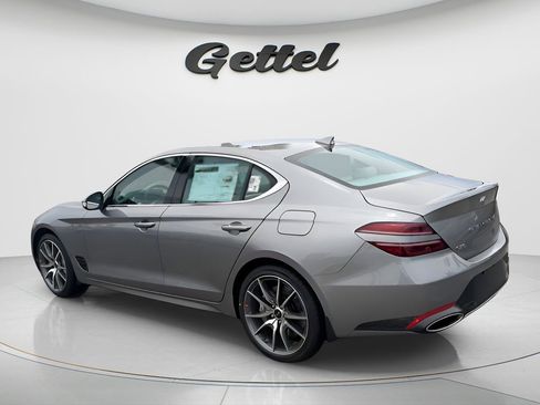 Used 2026 Genesis G70 2.5T image 6