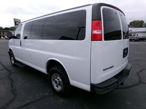 Used 2019 GMC Savana 3500 LS w/ Cold Climate Package image 5