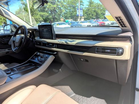 Used 2020 Lincoln Aviator Reserve w/ Equipment Group 202A image 37