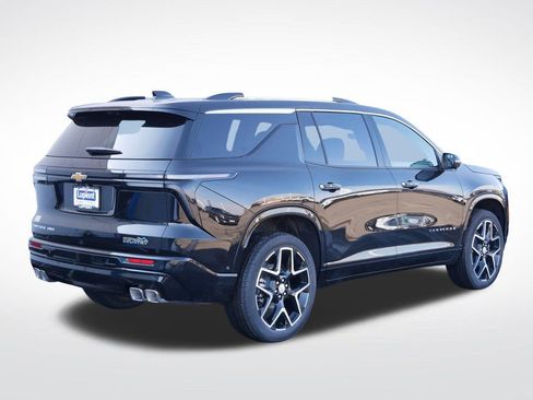 New 2026 Chevrolet Traverse High Country w/ LPO, Floor Liner Package image 3