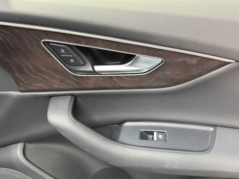 Used 2020 Audi Q7 3.0T Premium Plus w/ Premium Plus Package image 14