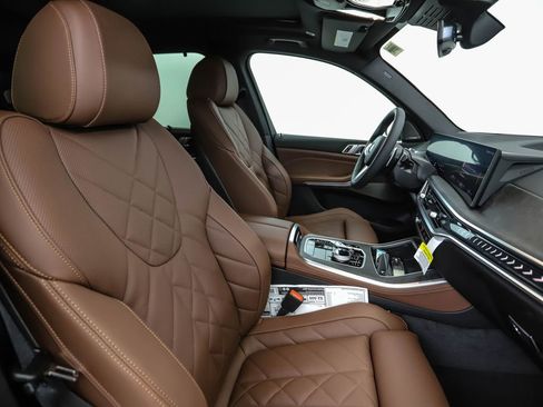 New 2026 BMW X5 xDrive40i w/ Executive Package image 31