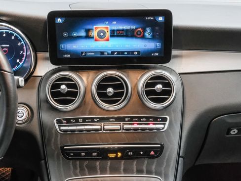 Certified 2022 Mercedes-Benz GLC 300 image 16