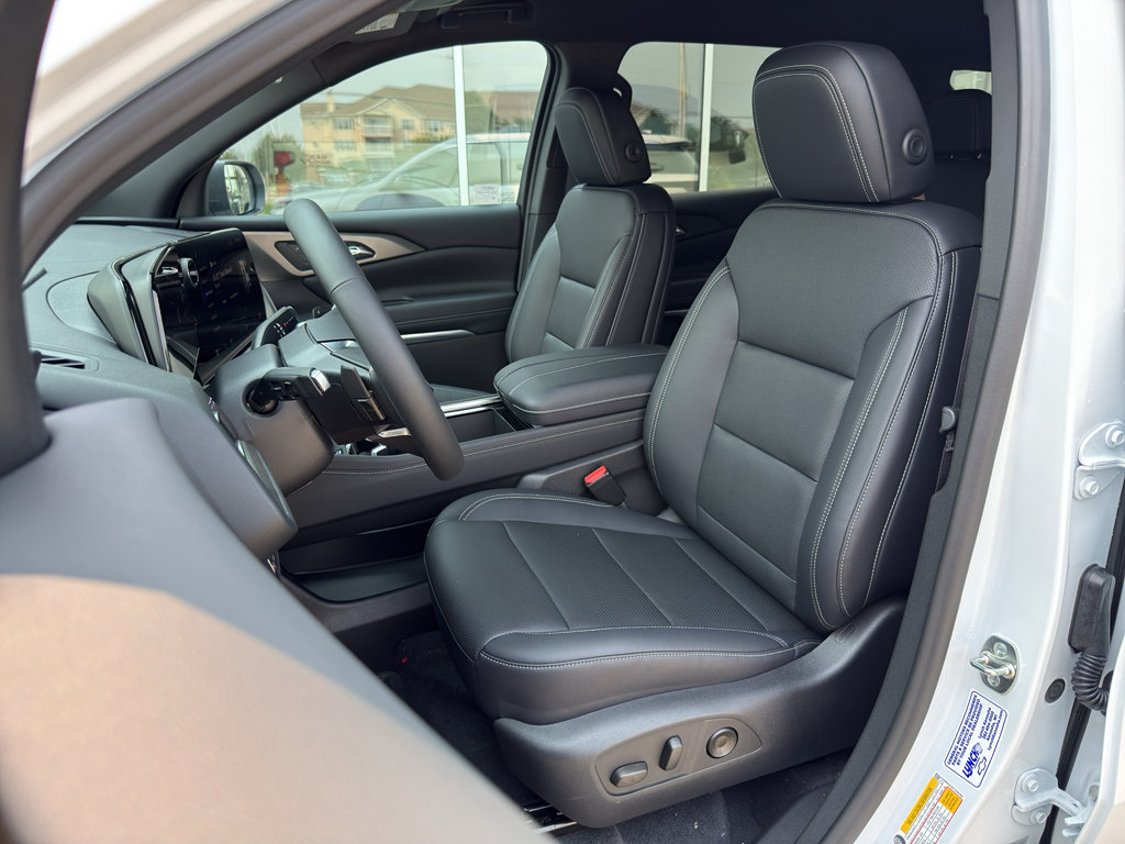 New 2026 Chevrolet Traverse LT w/ Driver Confidence Package FWD image 11